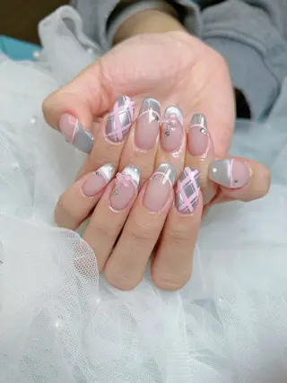 ネイル takara nail所属・takara射水高岡 マグネット韓国ポップのネイルデザイン