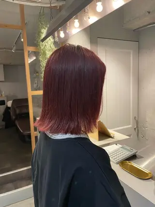 カラー ミルクティーベージュ ブリーチ🖤サヤカのヘアスタイル