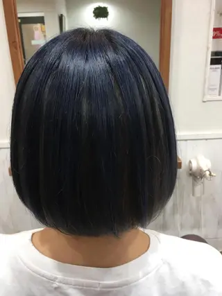 ミディアム カラー 塩崎 明菜のヘアスタイル