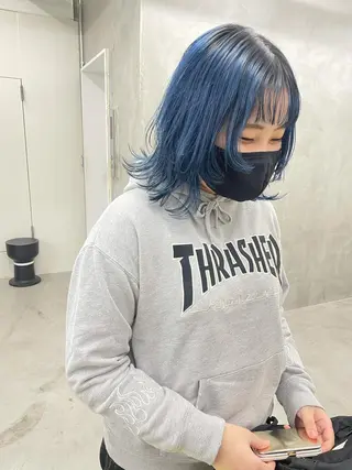 セミロング カラー yurika☁️ 似合わせ｜レイヤーのヘアスタイル