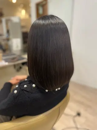 ミディアム 茅野 あゆ美のヘアスタイル