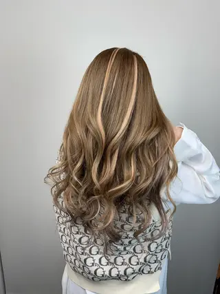 セミロング KIRA スズキ タクヤ/店長のヘアスタイル