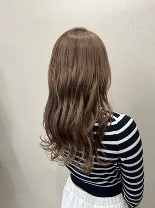 カラー 江波戸 恵のヘアスタイル