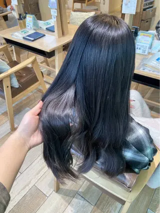 ロング 山下 姫歌のヘアスタイル