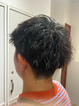 ショート パーマ 🌈透明感カラー🌈 🌟吉田祐介🌟のヘアスタイル