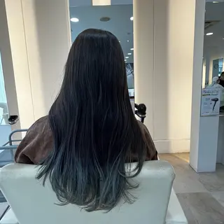 ロング カラー ティフ(TIF)所属・おおた あいこのヘアスタイル