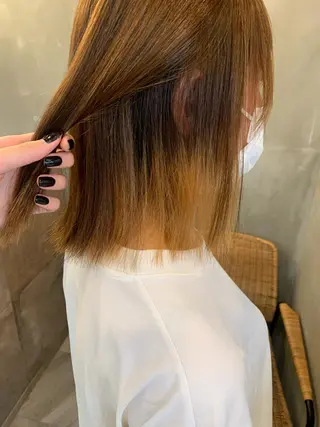 ミディアム ヨシナガマユ🦕 髪質改善艶カラーのヘアスタイル