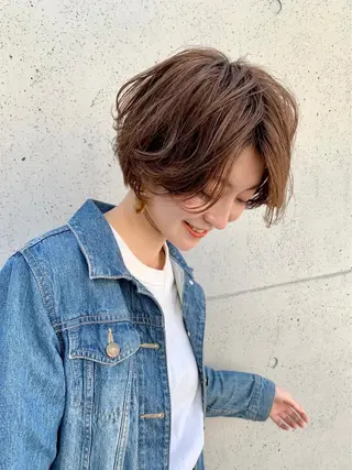 ショート ❣️韓国レイヤー ❣️渡部晃輝のヘアスタイル