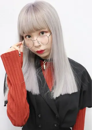 セミロング カラー ヘアアレンジ エクステの神様 ▫️原島ユウヤ▫️のヘアスタイル