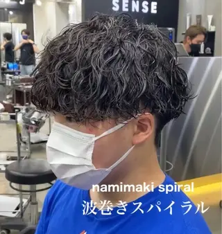 ミディアム ⭐️メンズ特化⭐️ パーマ　カラーのヘアスタイル