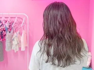 ミディアム カラー _WHITE高槻所属・_WHITE高槻店 yusukeのヘアスタイル