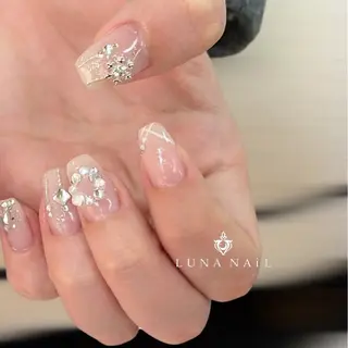 ネイル アトリエ　ミモザ所属・いまむら あかりのネイルデザイン