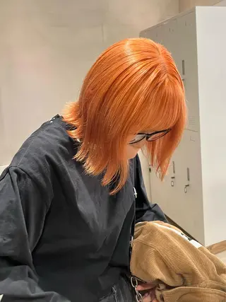 ミディアム カラー SiLO yuri andoのヘアスタイル