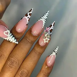 ネイル Cloudy Chan 歌舞伎町のネイルデザイン