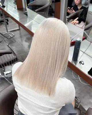 ミディアム カラー nico TOKYO 渋谷所属・ブリーチ ハイトーン 特化🌈フジタハルキのヘアスタイル