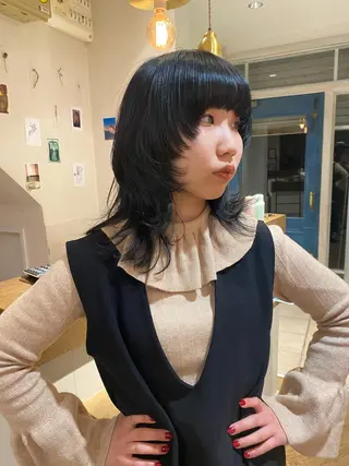 ミディアム musiiik saya/今泉のヘアスタイル