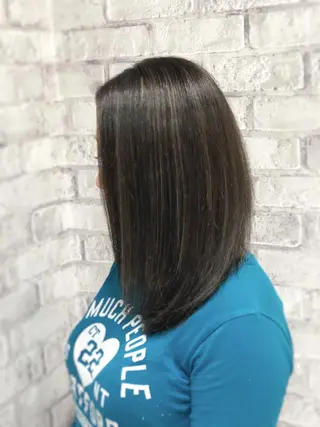 ミディアム カラー 秋山 幸太のヘアスタイル