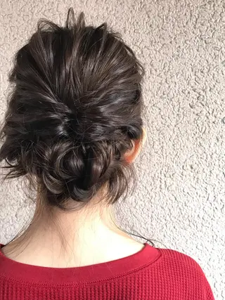 ミディアム ヘアアレンジ 全席個室髪質改善＆縮毛矯正＆トリートメン ト tuuli JR二日市駅前店所属・Watanabe Rioのヘアスタイル