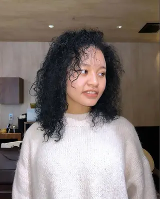 ミディアム カラー パーマ 産休中です 艶カラー♡オカのヘアスタイル