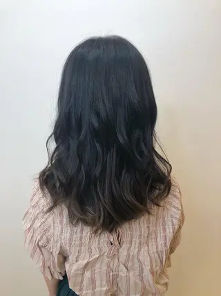 ロング カラー 齋藤 らいのヘアスタイル