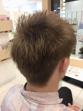 ショート カラー メンズ 中村 卓也のヘアスタイル