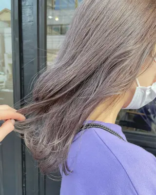 セミロング カラー sherry【シェリー】所属・miho 大国町 柔らかハイトーン💛のヘアスタイル