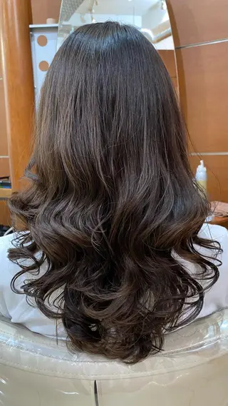 ロング コテ巻き風パーマ 河島恭平のヘアスタイル