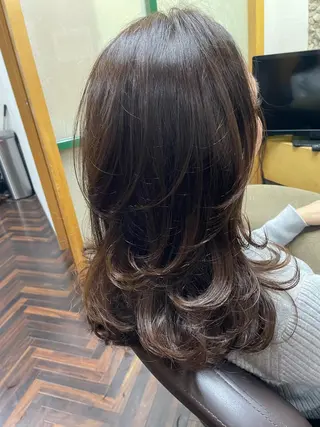 ロング カラー katae sayoriのヘアスタイル