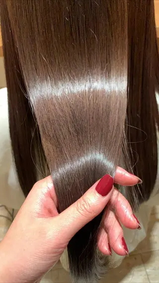 ロング 長谷川 華奈子のヘアスタイル