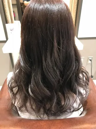 ロング カラー Avery NEWYORK所属・Avery SHINのヘアスタイル