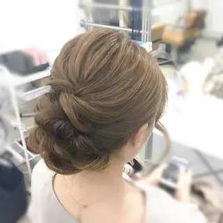 ヘアアレンジ laera 佐藤のヘアスタイル