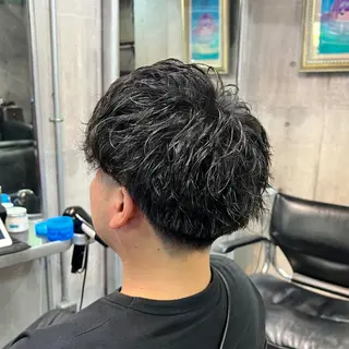 ショート パーマ メンズ ✨ブリーチ支持No1 複雑履歴修正/舘岡のヘアスタイル