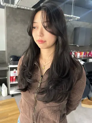 ロング Ruika/海外ヘア /レイヤーカットのヘアスタイル