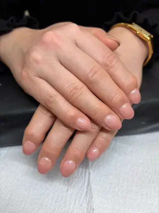 ネイル ネイルサロンエーナイン福住店所属・吉田 采未のネイルデザイン