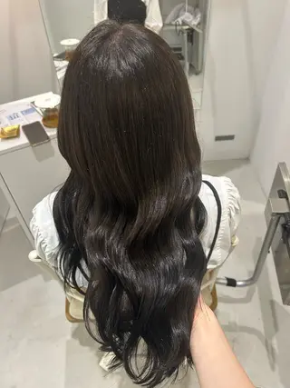 ロング カラー 野崎 紗那のヘアスタイル