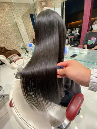 ロング ムトウセイマ/艶髪 /艶ケアWブリーチのヘアスタイル