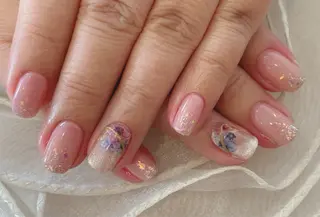 ネイル ネイル ティアラのネイルデザイン