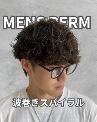ミディアム 🔥縦落ちツイスパ 🔥鈴木健紀のヘアスタイル