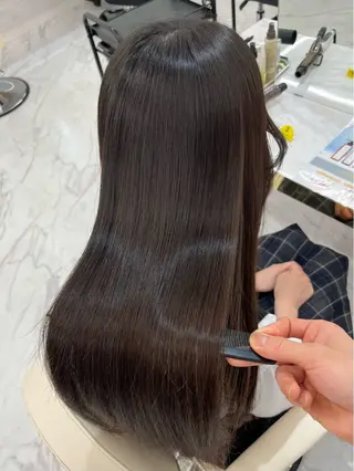 ロング 髪質改善縮毛矯正🫧 村上蒼生のヘアスタイル