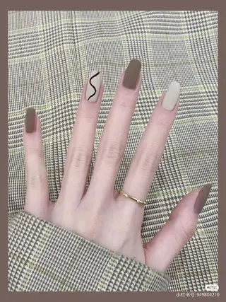 ネイル Theone栄店 松田のネイルデザイン