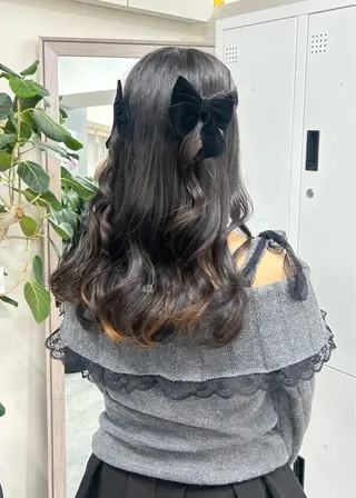 セミロング ヘアアレンジ 中川 ほのかのヘアスタイル