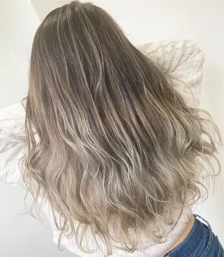 ロング カラー パーマ ブリーチ毛縮毛矯正 👑山口のヘアスタイル