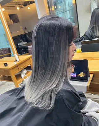 セミロング カラー ROBIN所属・指名数No.1 /NAOYAのヘアスタイル