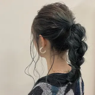 セミロング ヘアアレンジ 滝本 里実のヘアスタイル