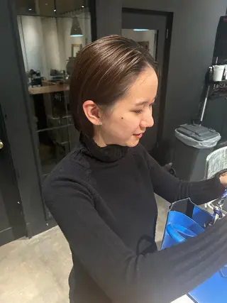 ショート パーマ メイ🩰 wカラーのヘアスタイル