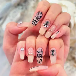 ネイル マルサンカクシカク所属・○△□ 守口市のネイルデザイン