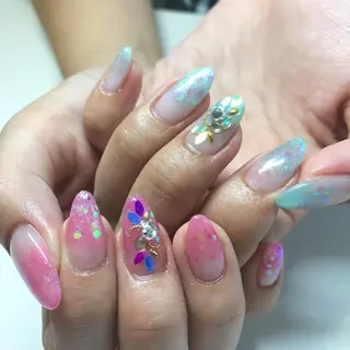 ネイル ヴィプラス所属・和田 さやのネイルデザイン