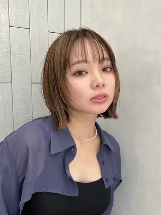 ミディアム SAKI 新宿のヘアスタイル
