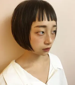 ショート カラー 桑原 菜摘のヘアスタイル
