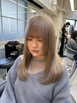 セミロング JUNYA 海外ガールヘアのヘアスタイル